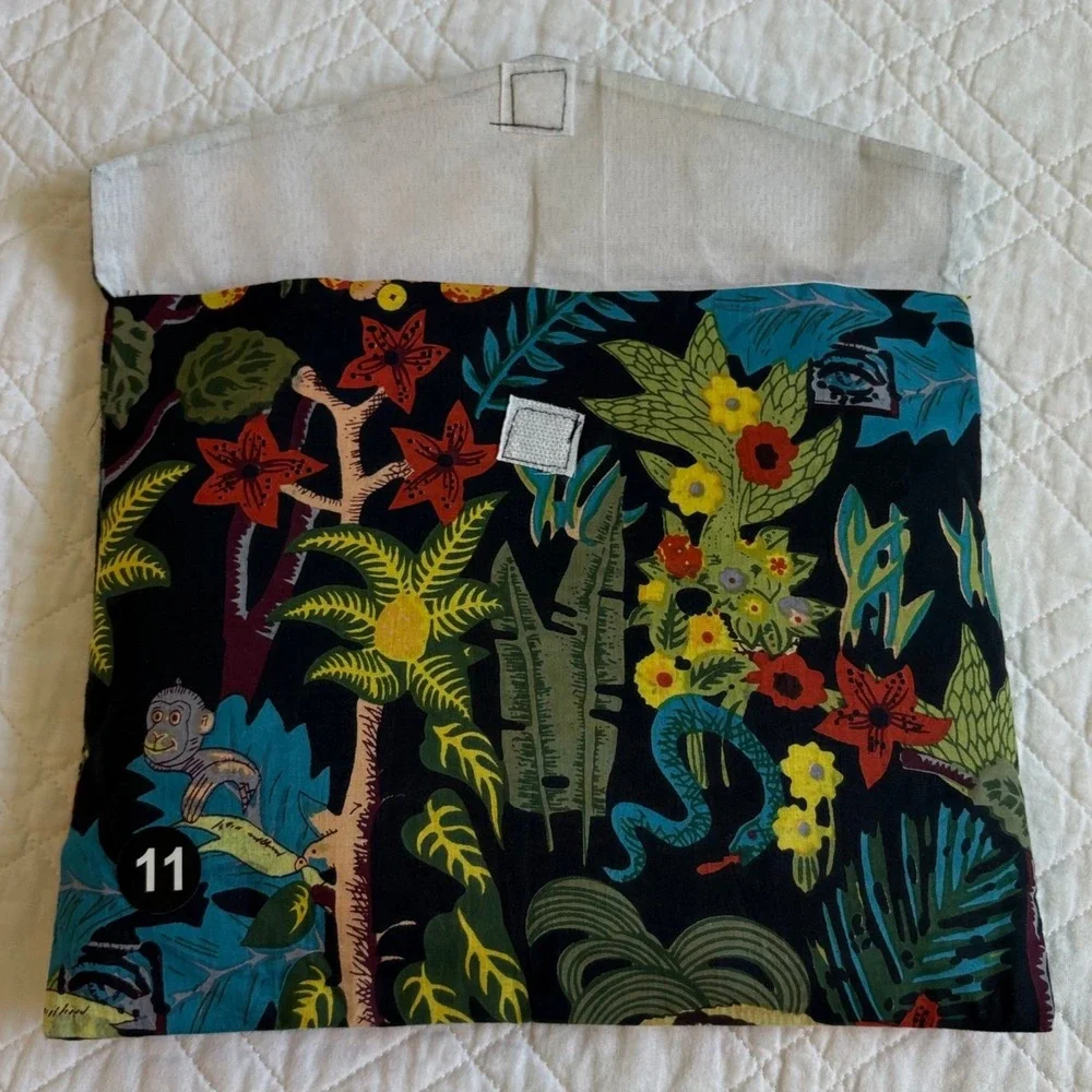 SLV Sur La Vague Frida Kahlo Tropical Jungle Cotton Pajama Set M/L Black Multi‎
